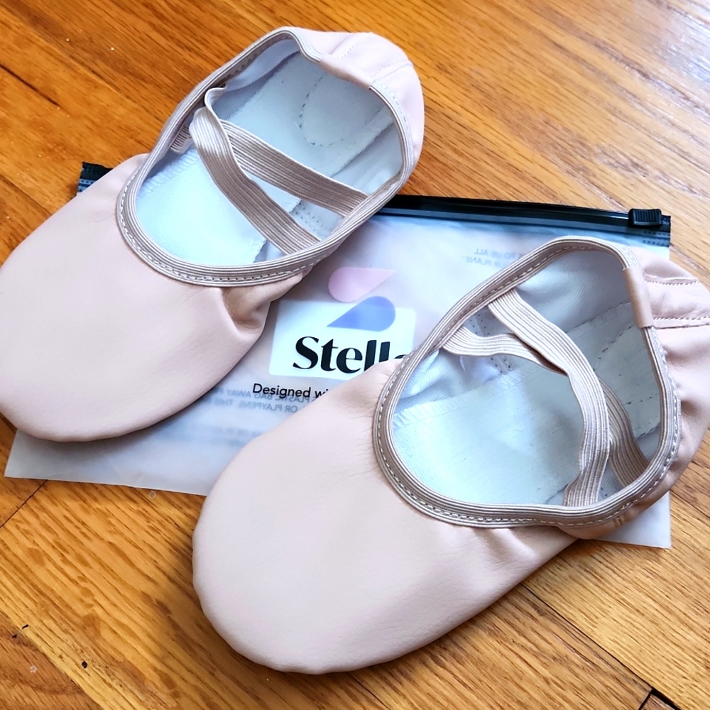 NWT Stelle Pink Ballet Slippers size 1